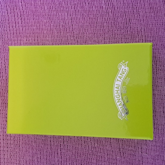 Shanghai Tang Address Book and Notepad - Picture 8 of 9